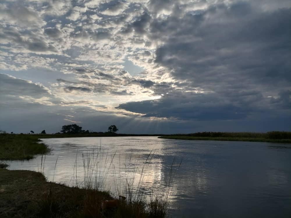 Askiesbos - Samochima Bush Camp Shakawe Bagian luar foto