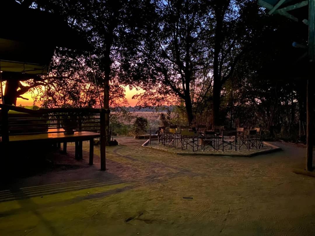 Askiesbos - Samochima Bush Camp Shakawe Bagian luar foto